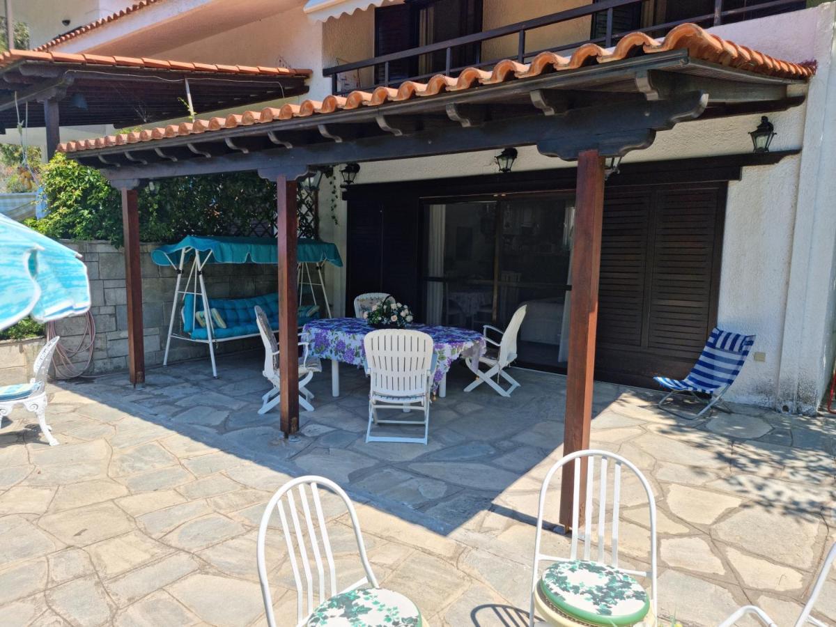 Beachfront Villa 100M From Sea For Up To 10 Guests Siviri Esterno foto