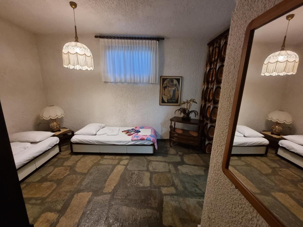 Beachfront Villa 100M From Sea For Up To 10 Guests Siviri Esterno foto